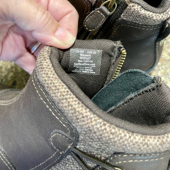 EASTLAND, BRIDGET, ANKLE BOOT. BROWN SYNTHETIC UPPER WITH FABRIC LINING. SIZE 6M - Picture 8 of 8